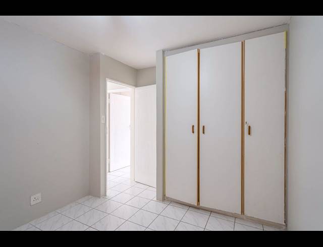 2 BEDROOM FLAT FOR SALE IN SHERWOOD